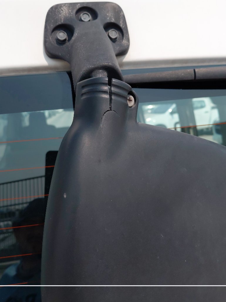 Nissan Urvan  2019 image