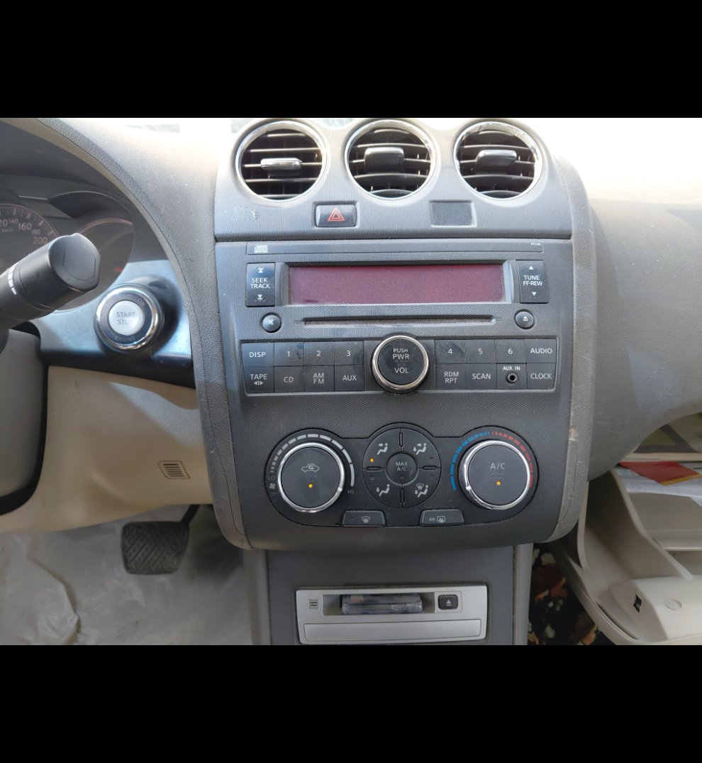 Nissan Altima  2010 image