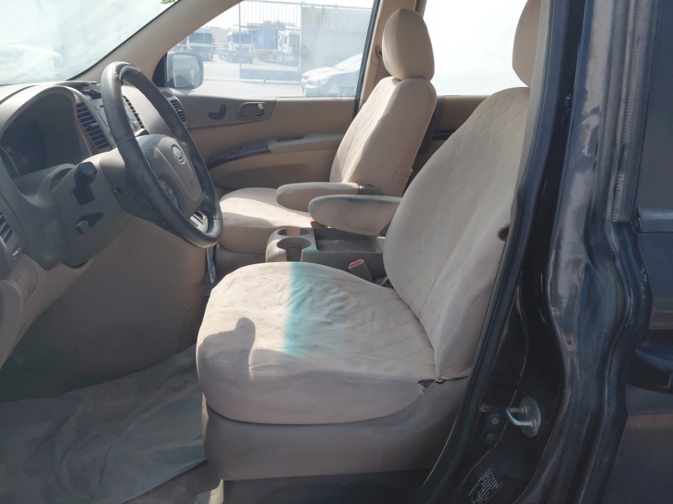 كيا كرنفال EX 2010 image