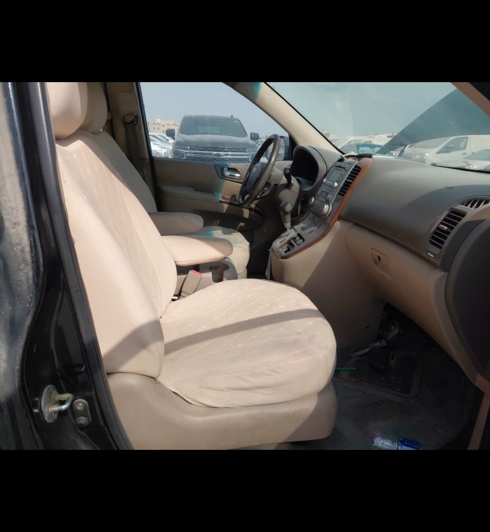 كيا كرنفال EX 2010 image