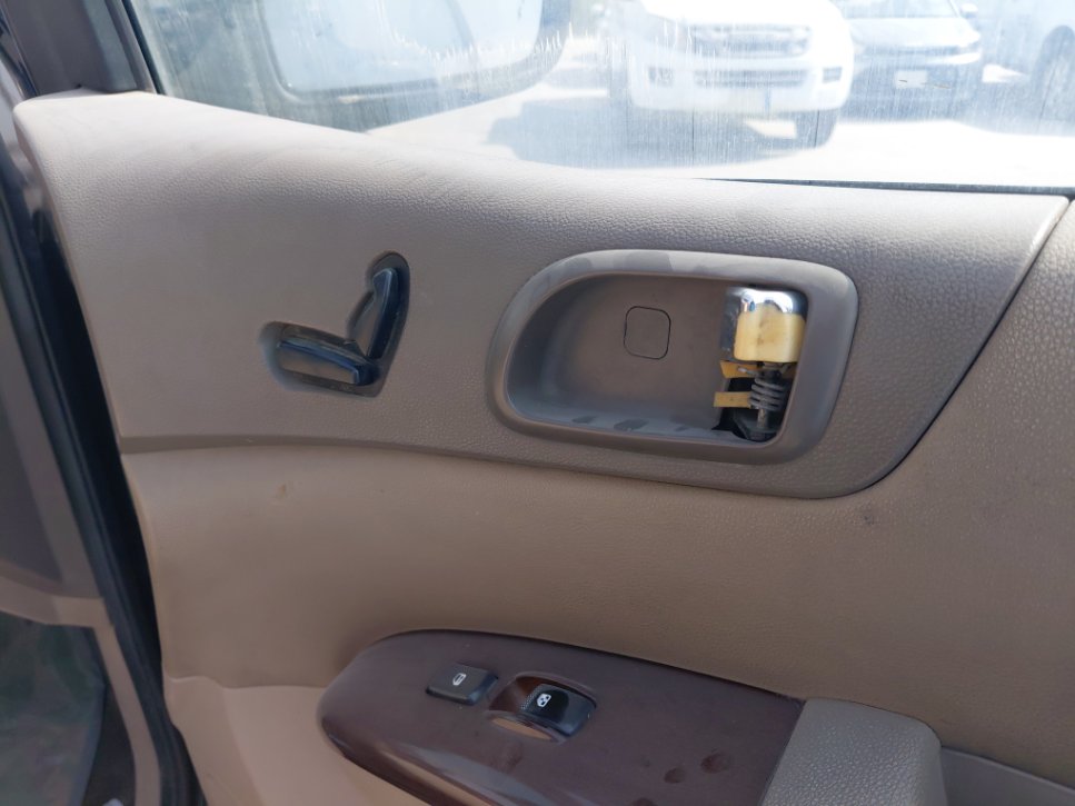 كيا كرنفال EX 2010 image