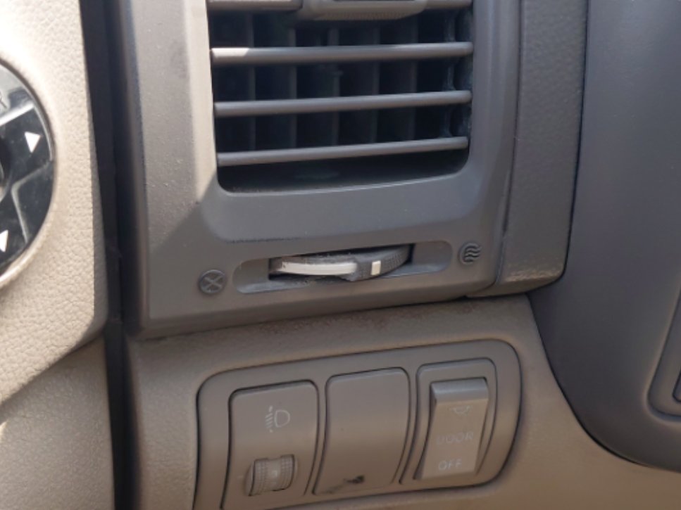 كيا كرنفال EX 2010 image