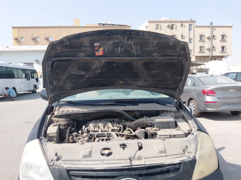 كيا كرنفال EX 2010 image