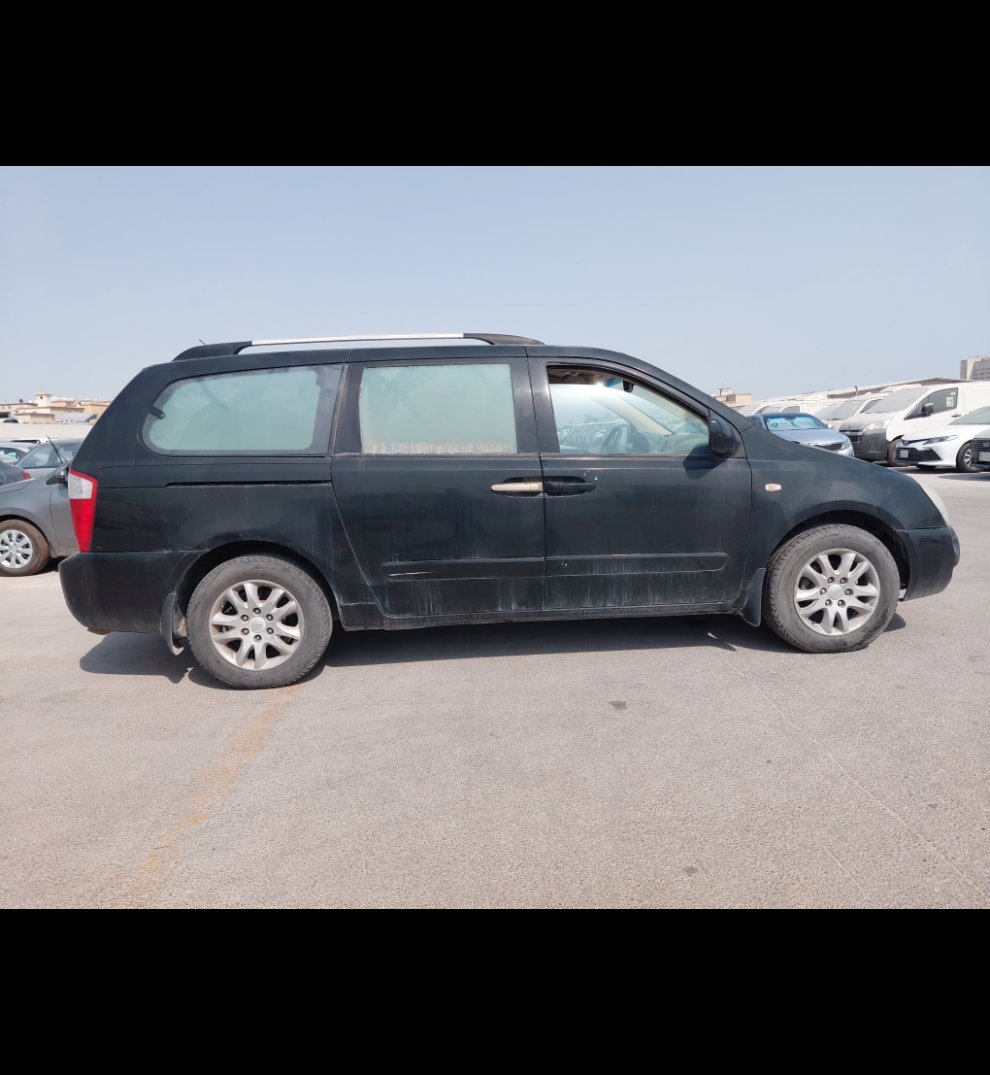 كيا كرنفال EX 2010 image