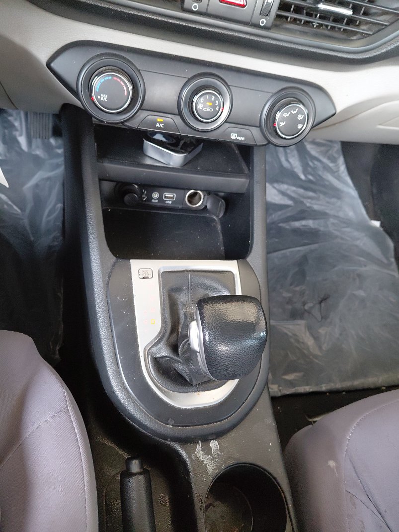 KIA Cerato BD L FWD 2020 image