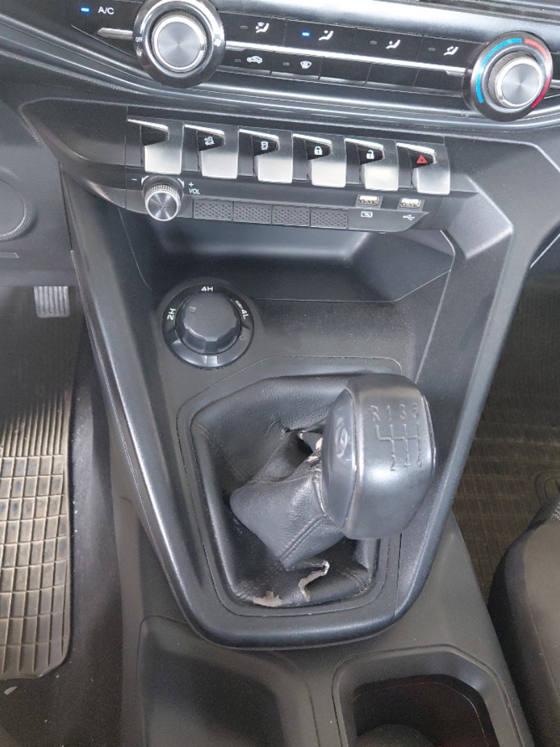 Changan Hunter 4x4 2023 image