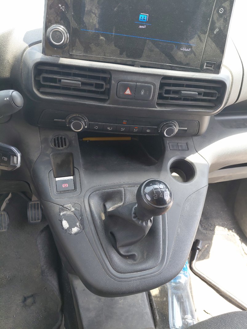 Peugeot  Partner  2023 image