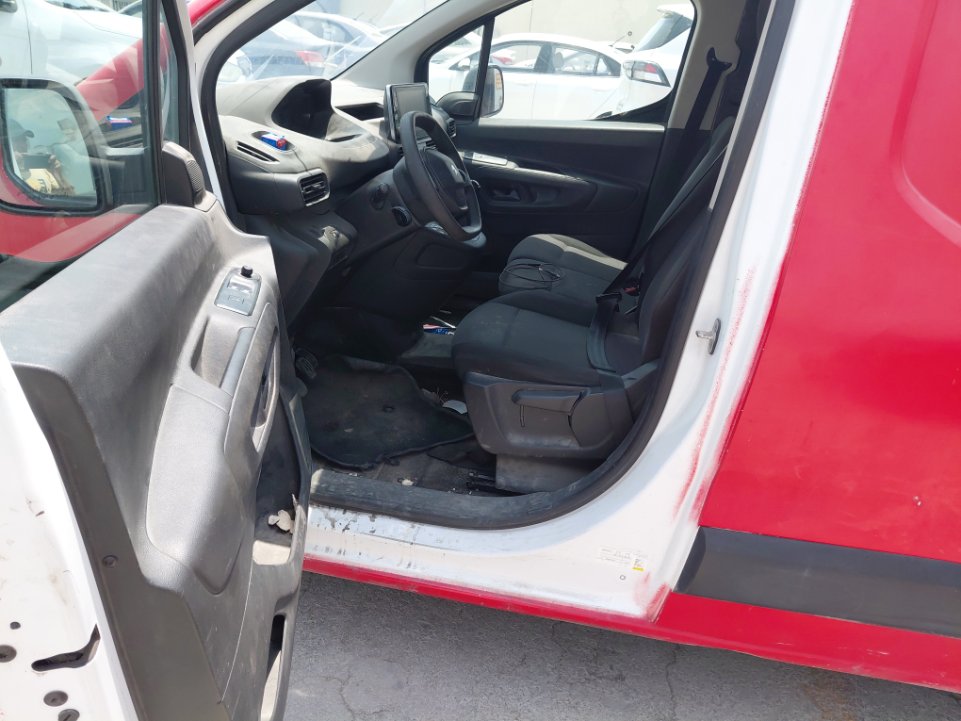 Peugeot  Partner  2023 image