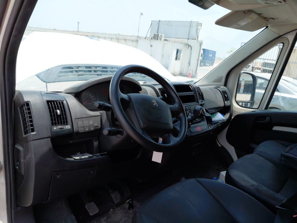 Peugeot  Boxer  2022 image