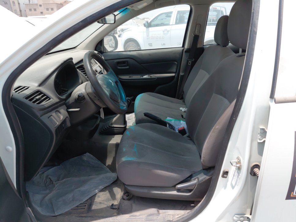 ميتسوبيشي L200 4X2 2022 image