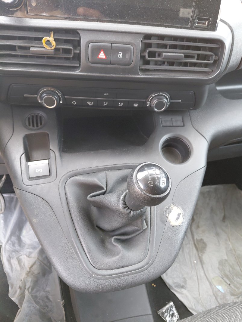 Peugeot  Partner  2023 image