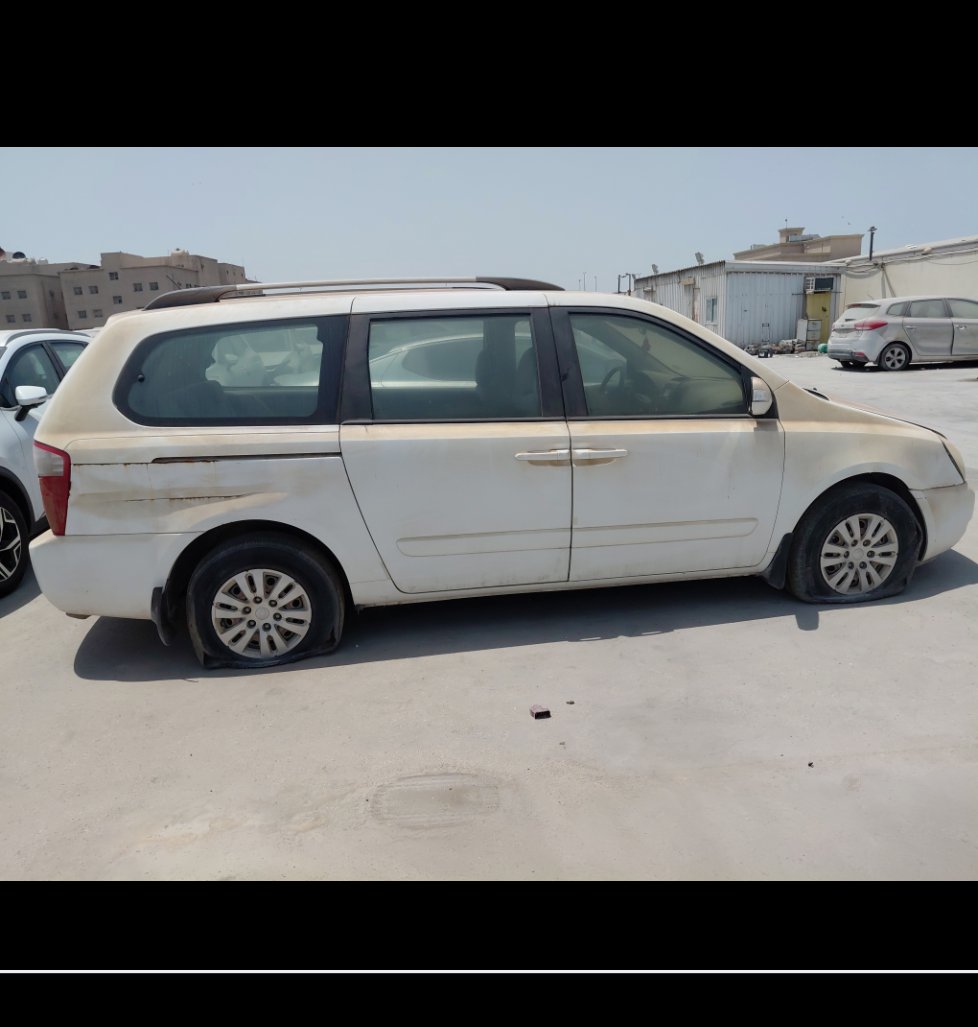 KIA Carnival NEW LX 2014 image