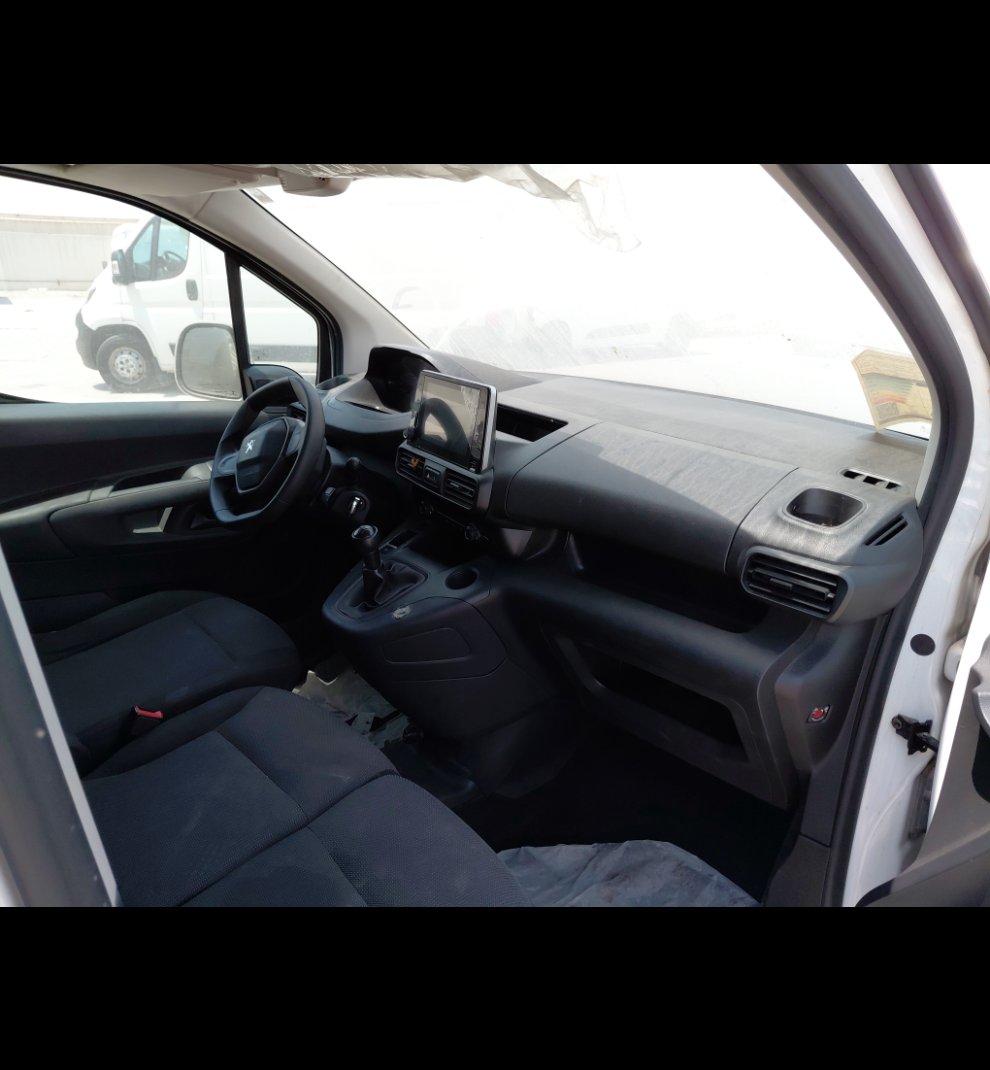 Peugeot  Partner  2023 image