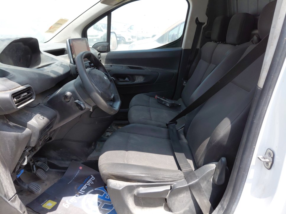 Peugeot  Partner  2023 image