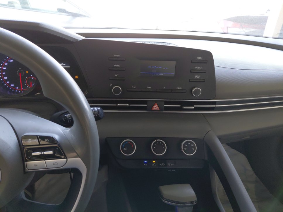 هيونداي إلنترا  2022 image