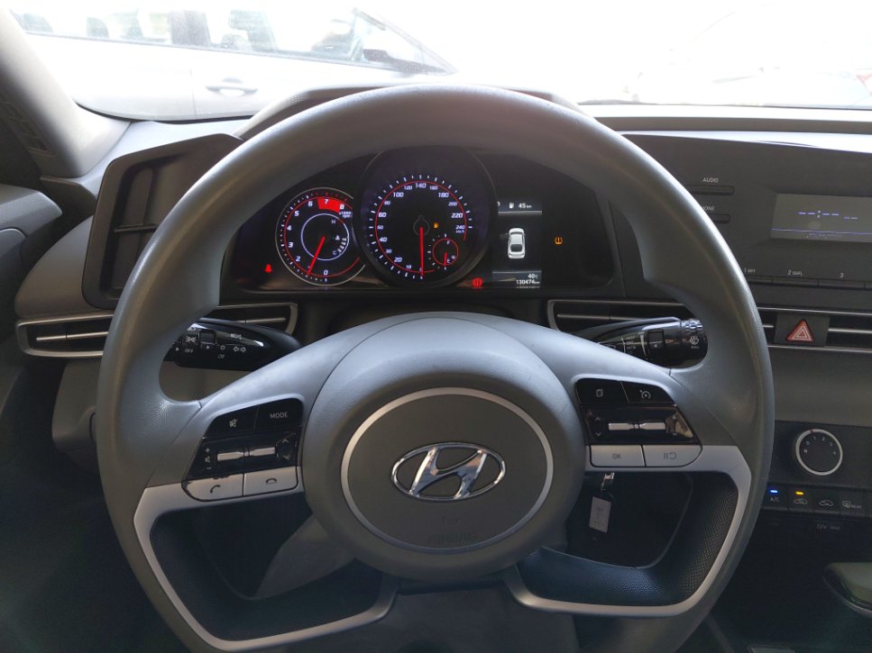 هيونداي إلنترا  2022 image