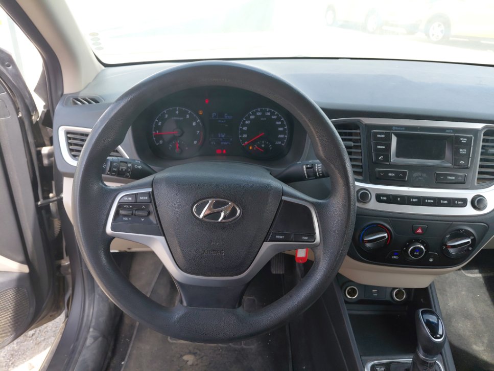 Hyundai Accent  2022 image