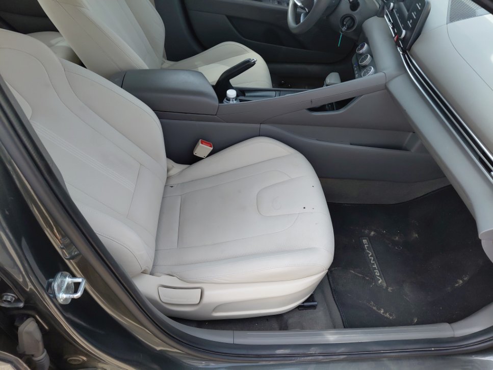 هيونداي إلنترا  2022 image