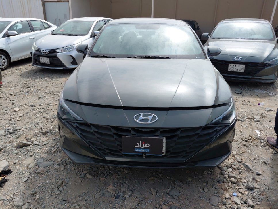 هيونداي إلنترا  2022