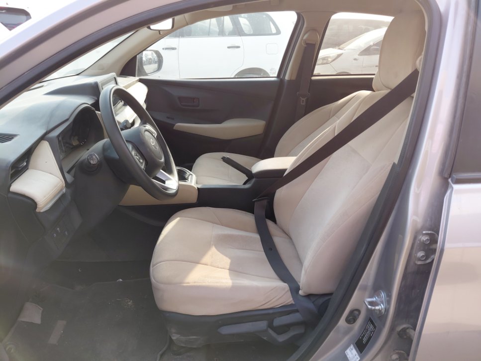 تويوتا يارس Y 2023 image