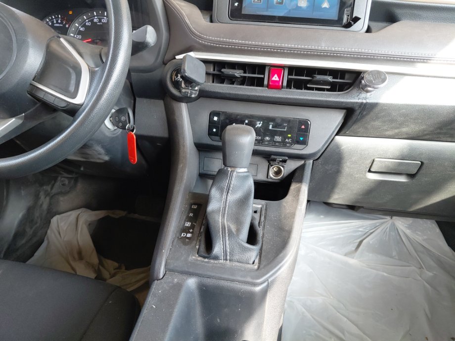 تويوتا يارس SD- Y  2023 image