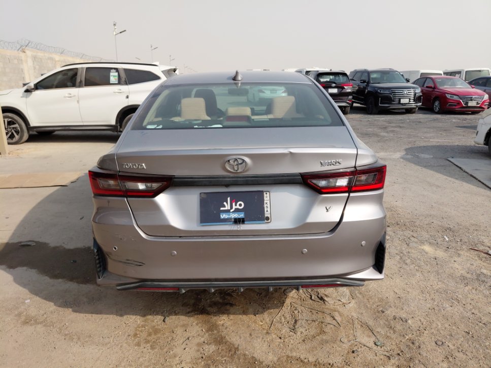 تويوتا يارس Y 2023 image