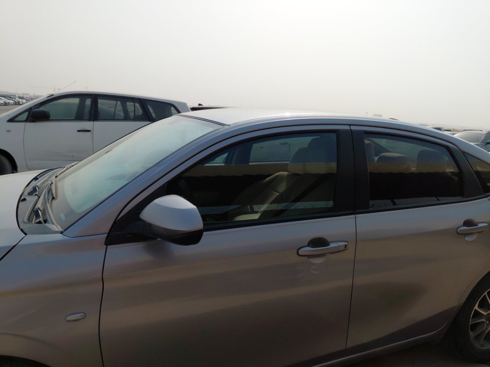 تويوتا يارس Y 2023 image