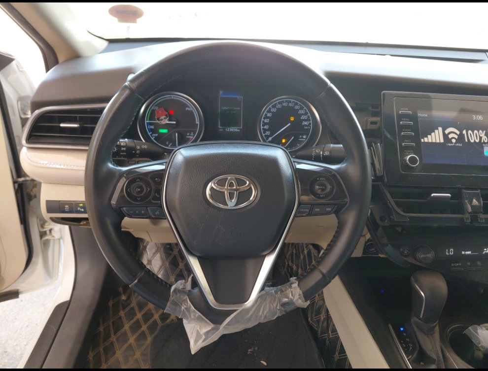 تويوتا كامري GLE HEV 2023 image