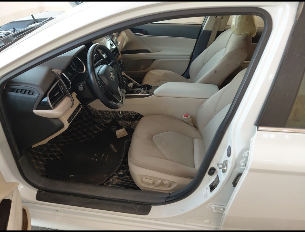 تويوتا كامري GLE HEV 2023 image