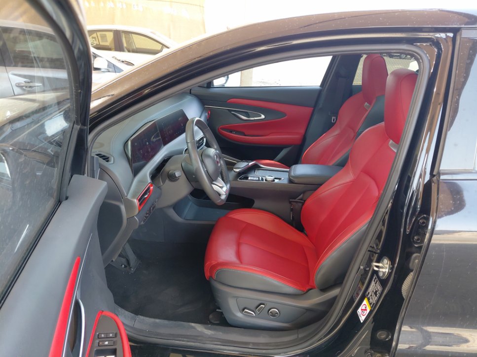 شانجان يوني تي ELITE Sports 2024 image