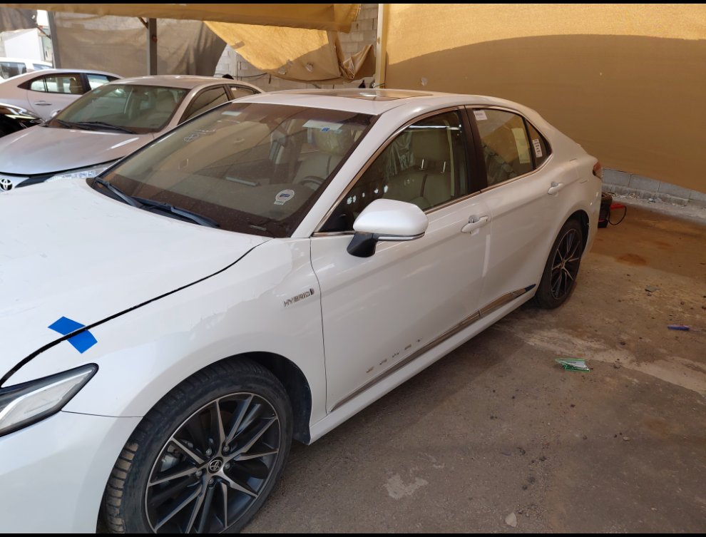 تويوتا كامري GLE HEV 2023 image