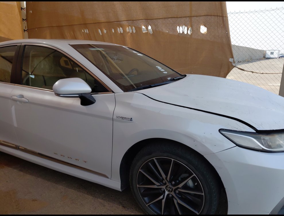 تويوتا كامري GLE HEV 2023 image