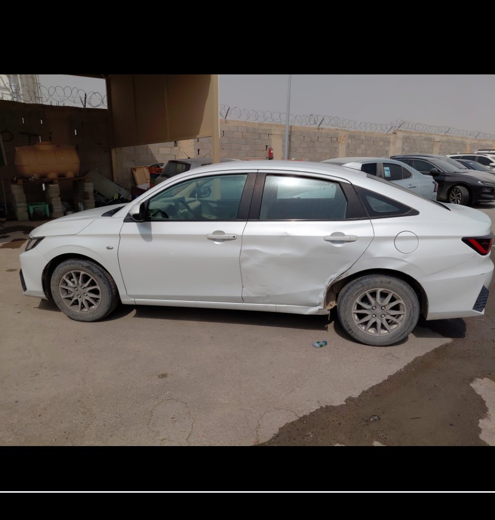 تويوتا يارس SD 2023 image