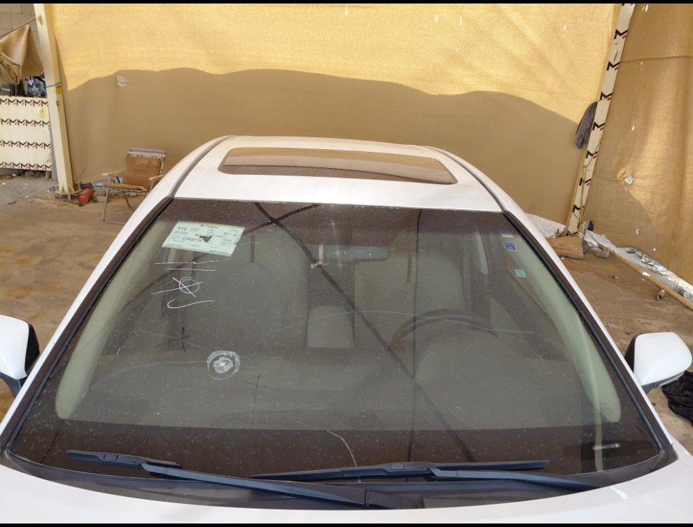 Toyota Camry GLE   2020 image