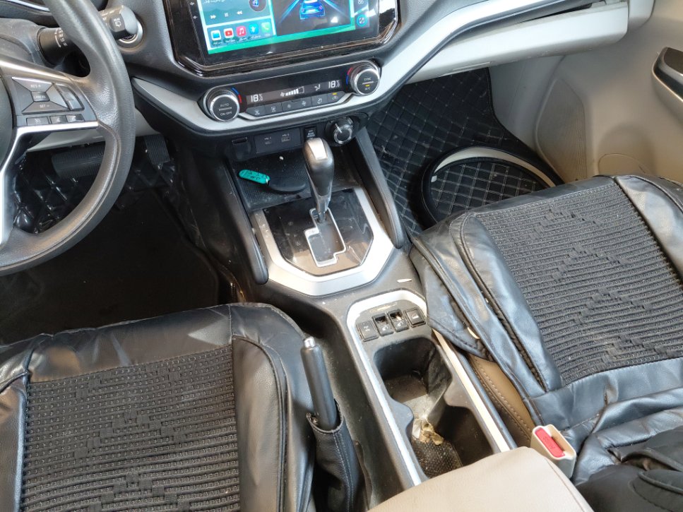 نيسان إكستيرا Titanium -  Sport 2021 image