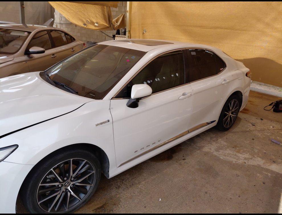 تويوتا كامري GLE HEV 2021 image