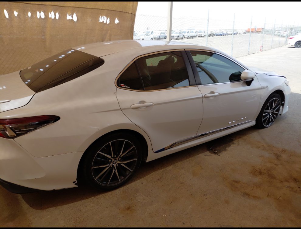 تويوتا كامري GLE HEV 2021 image