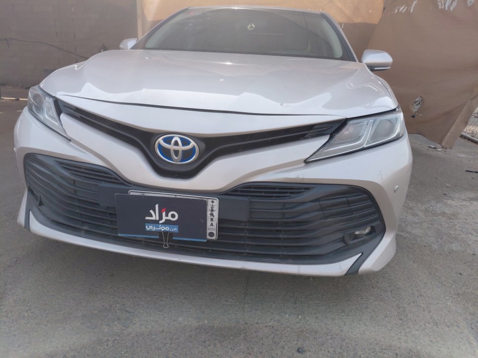 Toyota Camry GLE HEV 2020 image