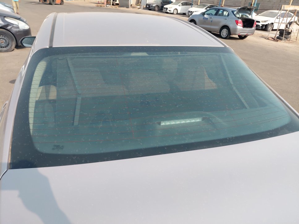 Toyota Camry GLE HEV 2020 image