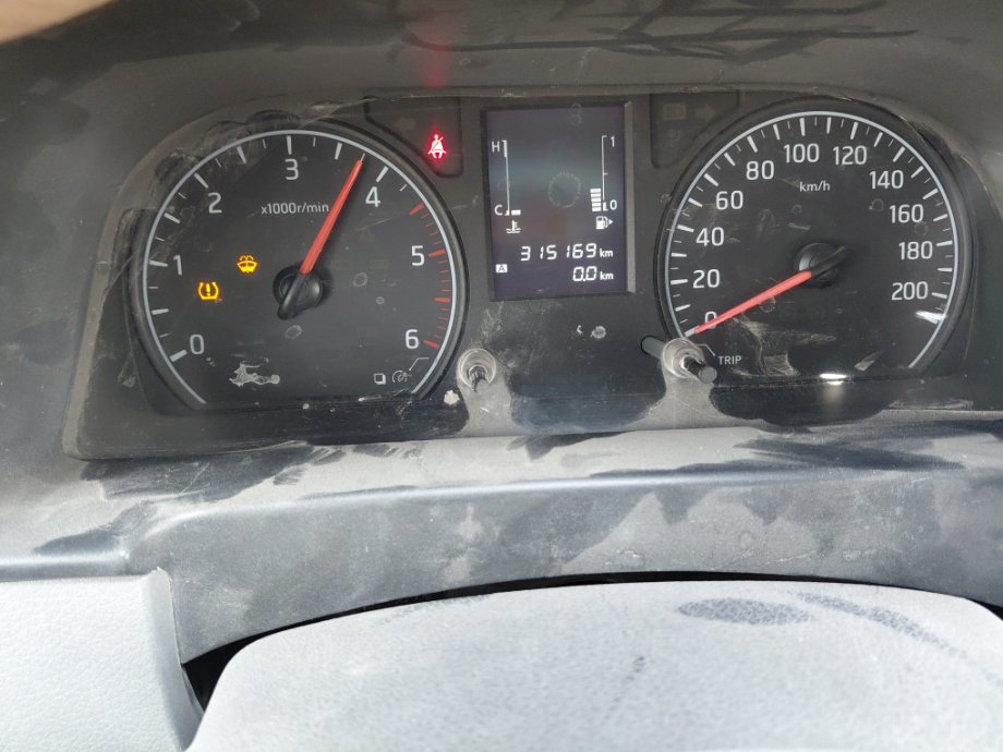 نيسان Urvan  2019 image