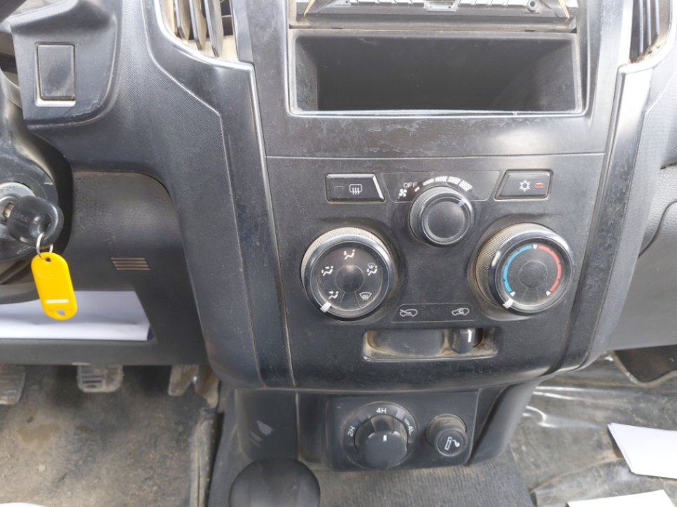 Isuzu D MAX  2020 image