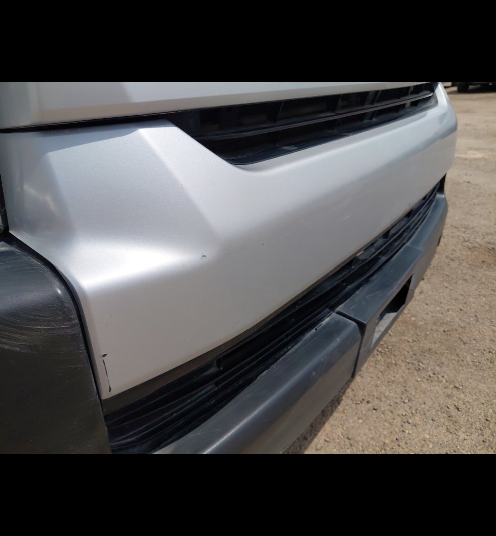 Toyota Hiace Bus  2017 image