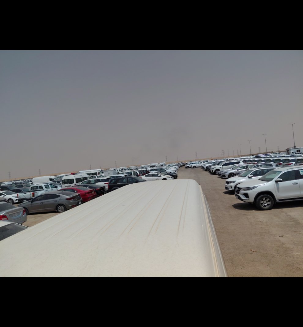 Toyota Hiace Bus  2017 image