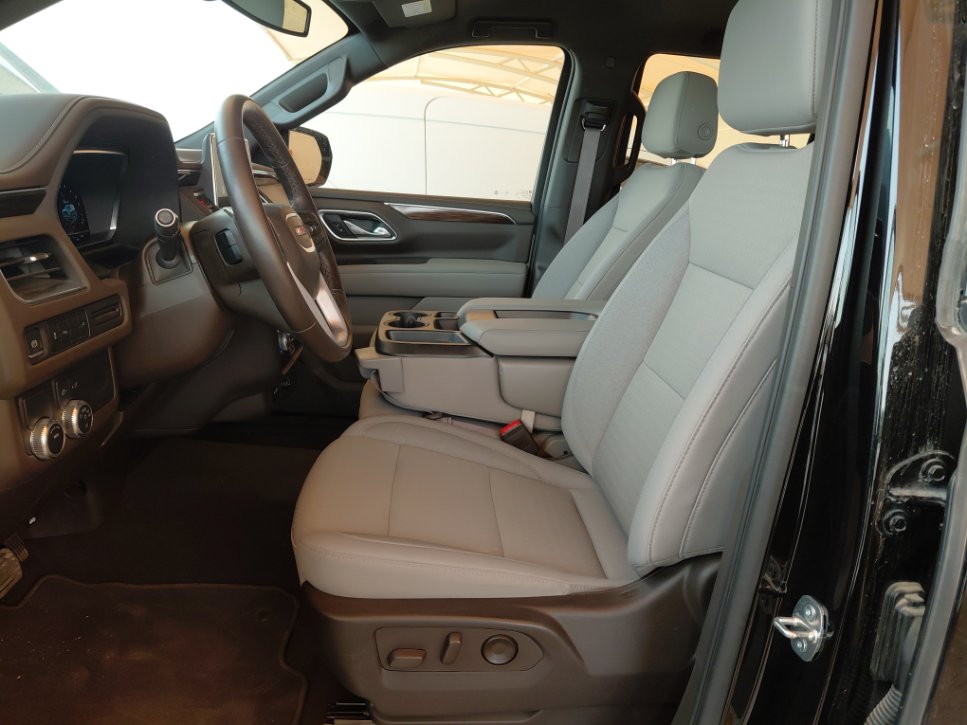 GMC Yukon SLE 2022 image