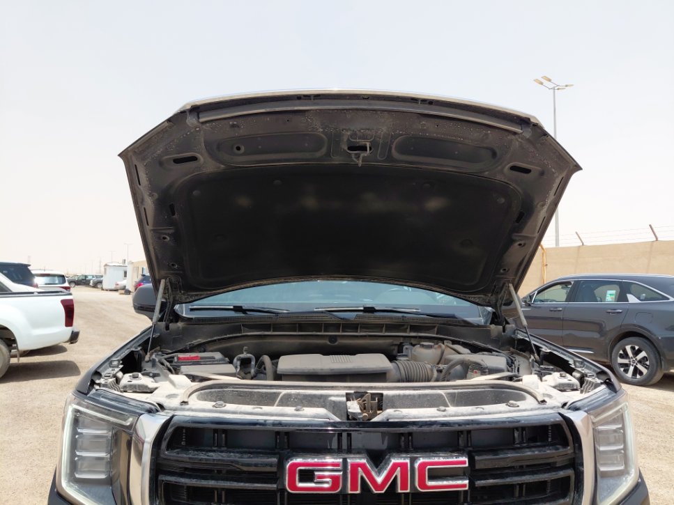 GMC Yukon SLE 2022 image