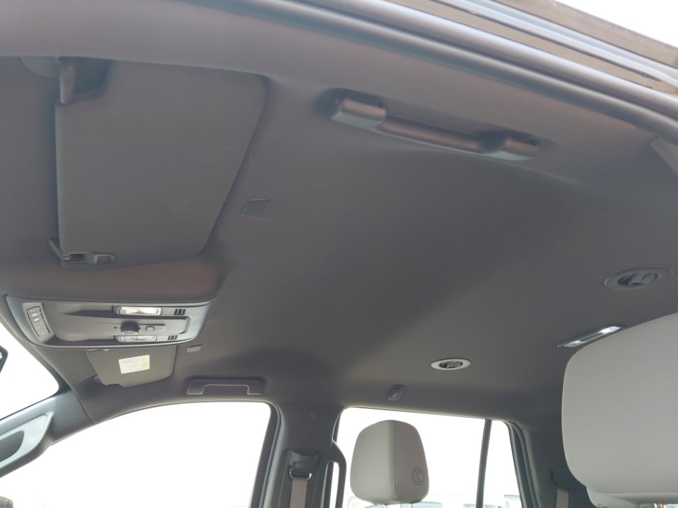 GMC Yukon SLE 2022 image