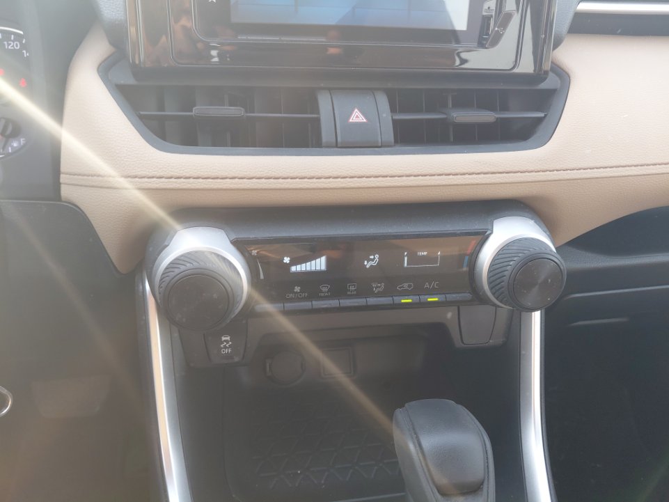 Toyota RAV4 AWD 2022 image