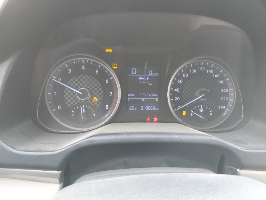 هيونداي إلنترا  2020 image