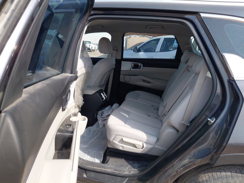 كيا سورينتو 4WD 2023 image