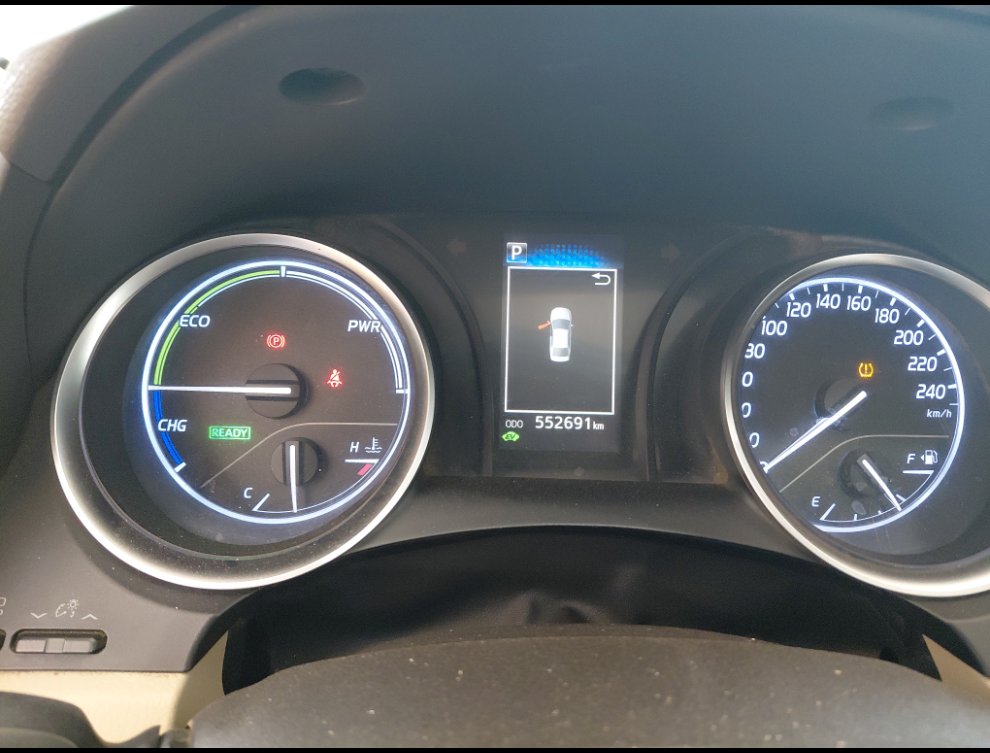 تويوتا كامري GLE HEV 2020 image